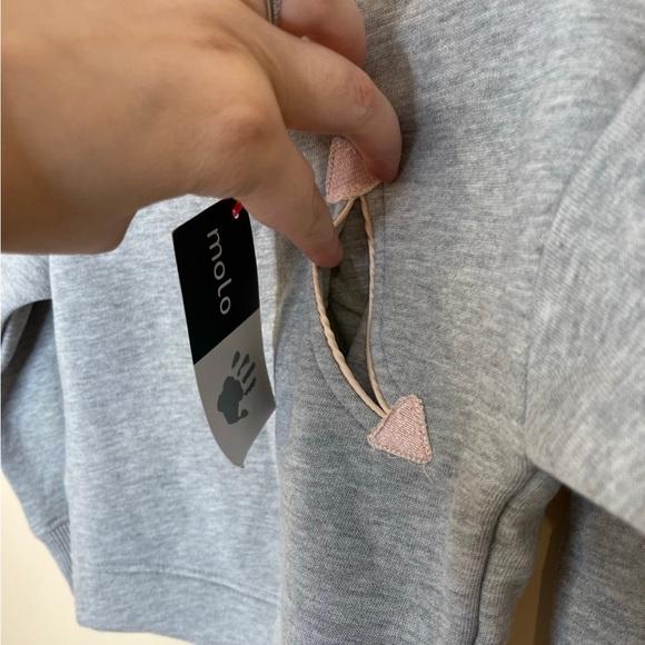 Molo Arrow Pocket Sweater​ - Picture 2 of 2